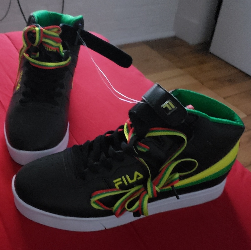 SneakersSOLD